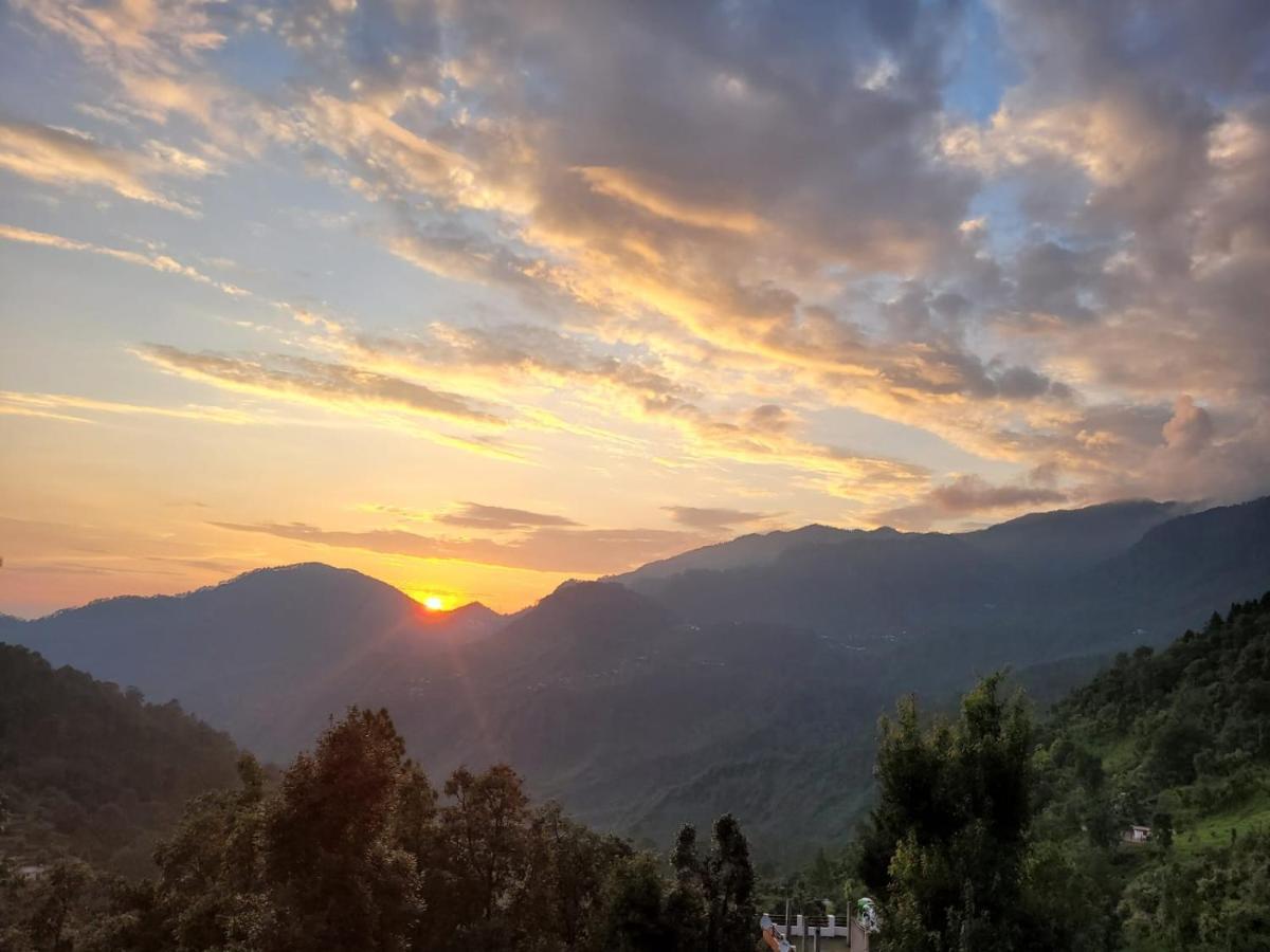 Sh Sunset Resort Nainital Kültér fotó